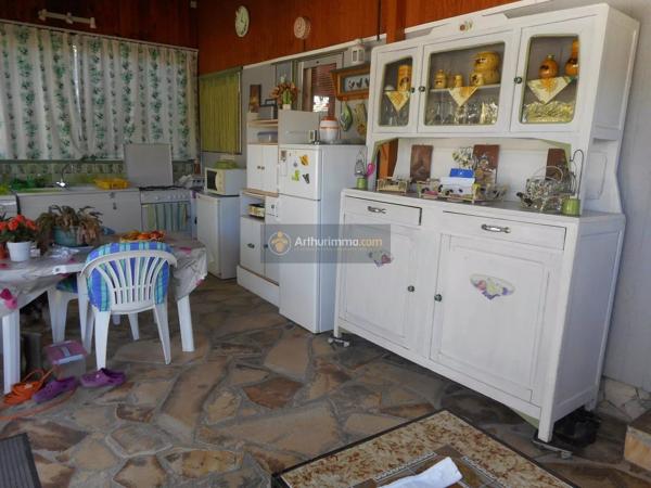 Vente                                                      Terrain
                        
                                         280 m2                     à Saint-Raphaël