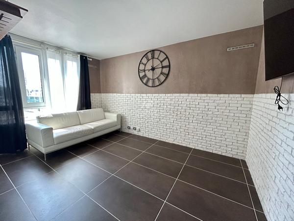 Appartement Poissy 3 pièce(s) -69m² 344 000 € **  - Référence  8370