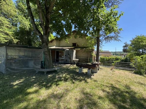 ECO LIEU POUR AGROTOURISME BAR, RESTAURANT sur 6 hectares environ à Moras-en-Valloire
