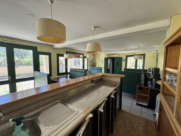 ECO LIEU POUR AGROTOURISME BAR, RESTAURANT sur 6 hectares environ à Moras-en-Valloire
