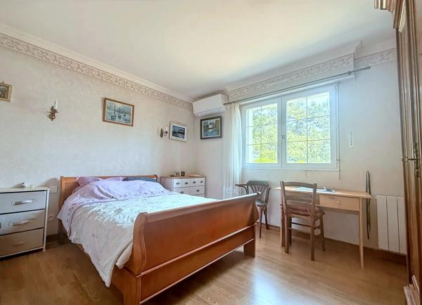 A VENDRE Tanchet- Maison lumineuse avec piscine