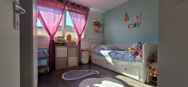 Duplex avec jardin et garage double