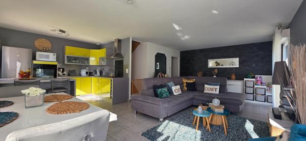 Duplex avec jardin et garage double