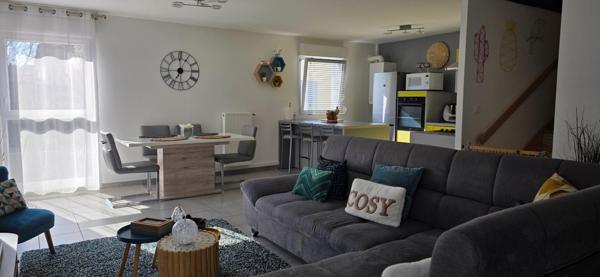 Duplex avec jardin et garage double