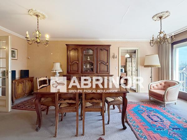 Appartement de type 3 dans résidence sécurisée, balcon, garage et parking ROUBAIX