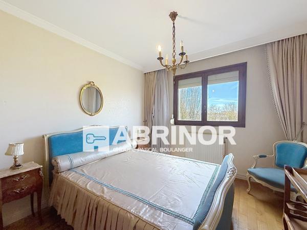 Appartement de type 3 dans résidence sécurisée, balcon, garage et parking ROUBAIX