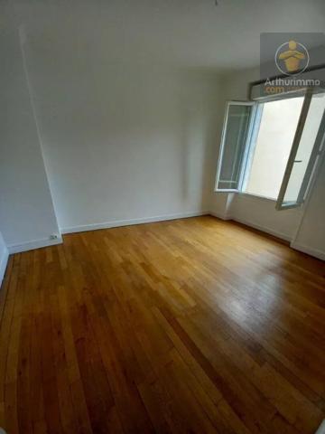 Location Maison de ville 7 pièces 136 m2 à Beaugency