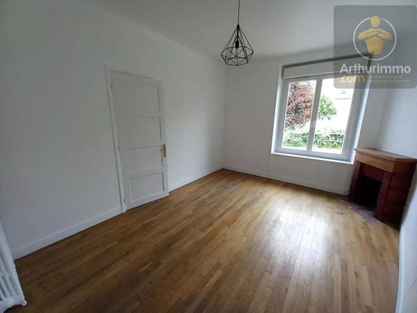 Location Maison de ville 7 pièces 136 m2 à Beaugency