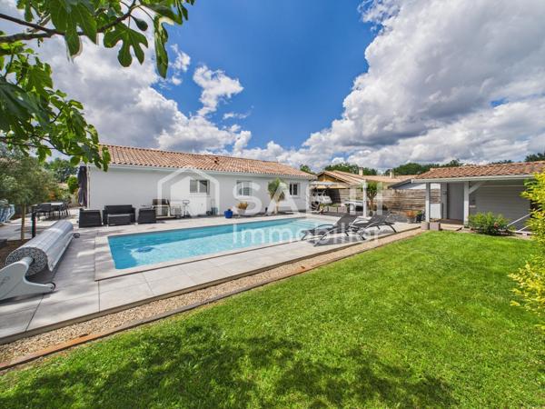 Maison plain pied avec 3 chambres - garage - piscine