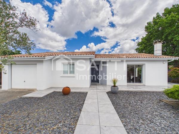 Maison plain pied avec 3 chambres - garage - piscine