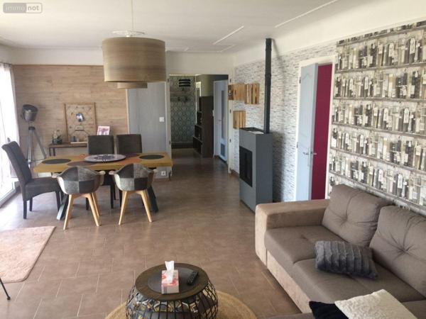 Maison individuelle à vendre à Saint-Parres-lès-Vaudes dans l'Aube (10260), ref : 1036102/5470