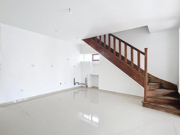 Maison de ville entièrement rénovée