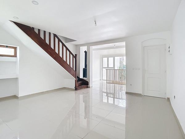 Maison de ville entièrement rénovée