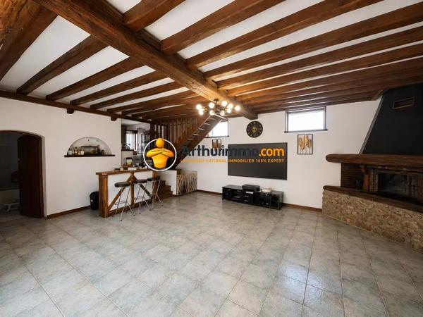 Vente                                                      Maison
                        
                     5 pièces                      195 m2                     à La Ferté-sous-Jouarre