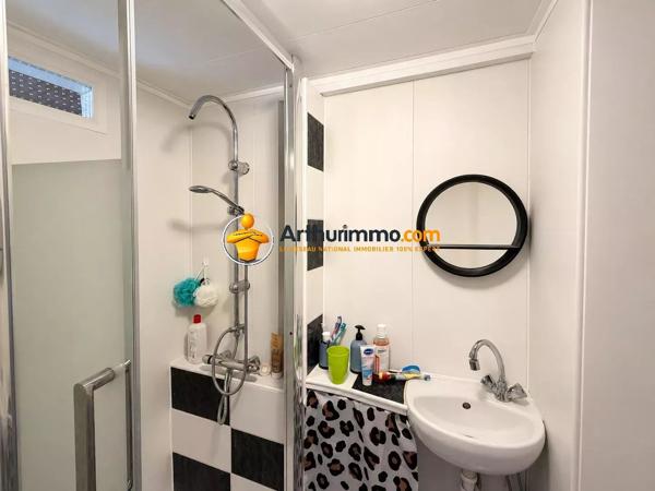Vente                                                      Maison
                        
                     5 pièces                      195 m2                     à La Ferté-sous-Jouarre