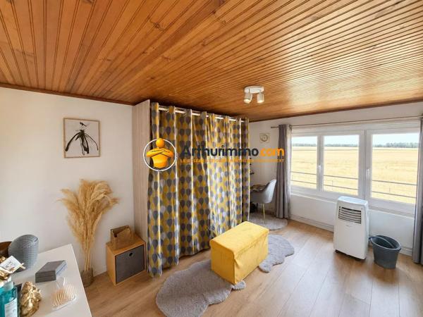 Vente                                                      Maison
                        
                     5 pièces                      195 m2                     à La Ferté-sous-Jouarre