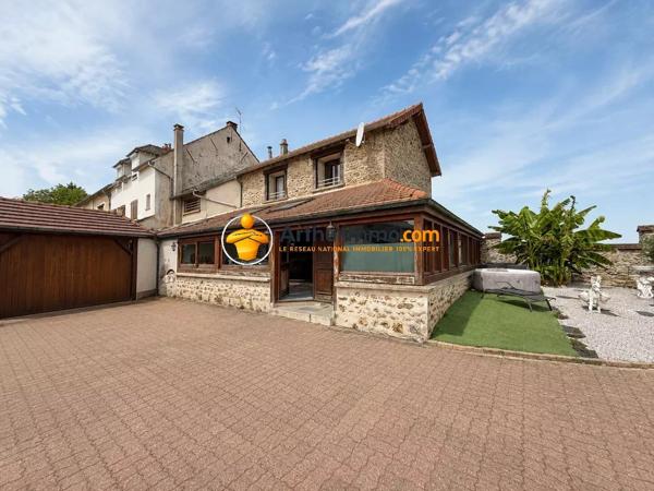 Vente                                                      Maison
                        
                     5 pièces                      195 m2                     à La Ferté-sous-Jouarre