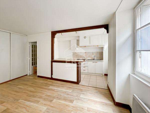 À vendre 2 pièces à MELUN  Hyper centre