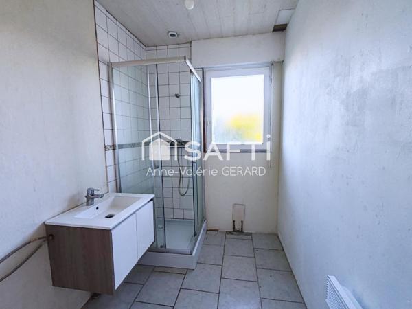 Pavillon 4 chambres avec sous-sol complet