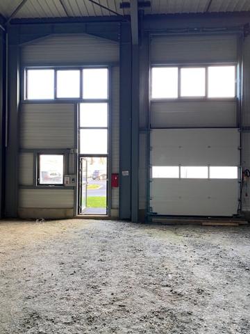 A LOUER LOCAL D'ACTIVITE NEUF 386 m² - La Chapelle / Erdre.