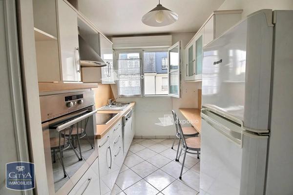 Appartement à louer 3 pièces 66.26m² Corbeil-Essonnes (91100)