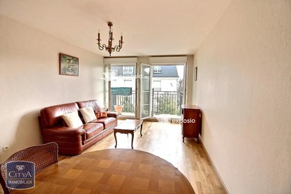 Appartement à louer 3 pièces 66.26m² Corbeil-Essonnes (91100)