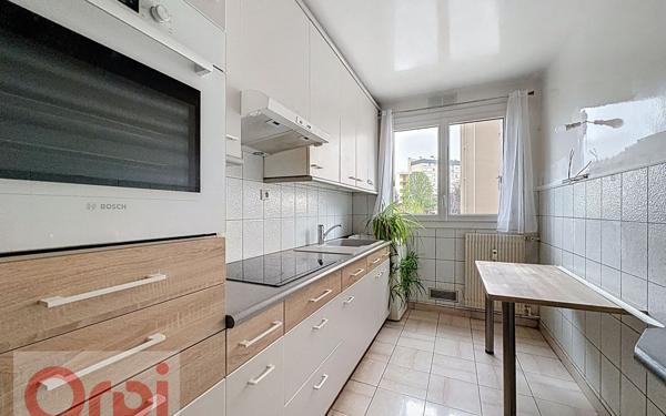 Appartement à vendre    3 pièces • 65,46 m2 Châtillon