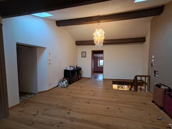 Maison rénovée – 238 m² Villespy– 9 pièces