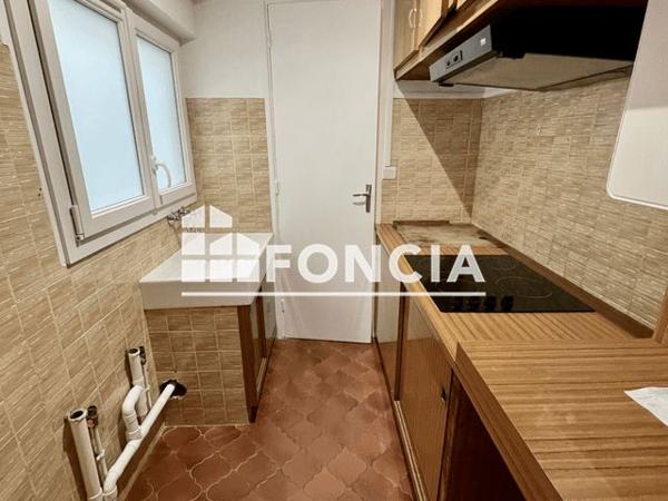 Location Studio 34.6 m² - 46 RUE MAURICE RIPOCHE Paris 75014