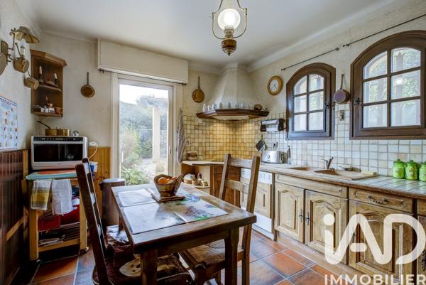 Maison à vendre 7 pièces 200 m² La Roquette-sur-Siagne