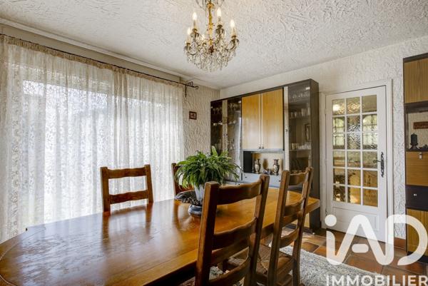 Maison à vendre 7 pièces 200 m² La Roquette-sur-Siagne