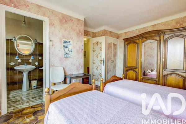 Maison à vendre 7 pièces 200 m² La Roquette-sur-Siagne