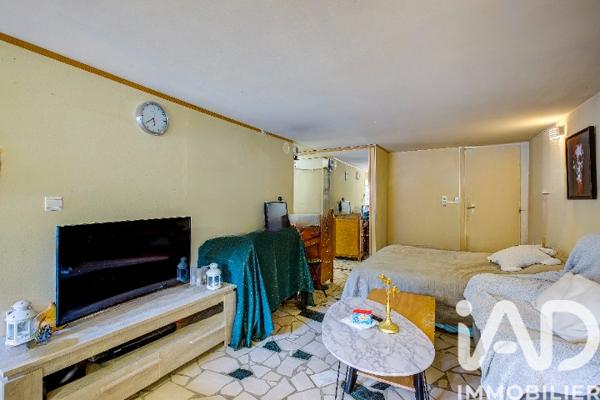 Maison à vendre 7 pièces 200 m² La Roquette-sur-Siagne