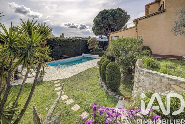 Maison à vendre 7 pièces 200 m² La Roquette-sur-Siagne