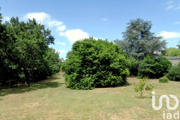 Maison à vendre 5 pièces 166 m² Civaux