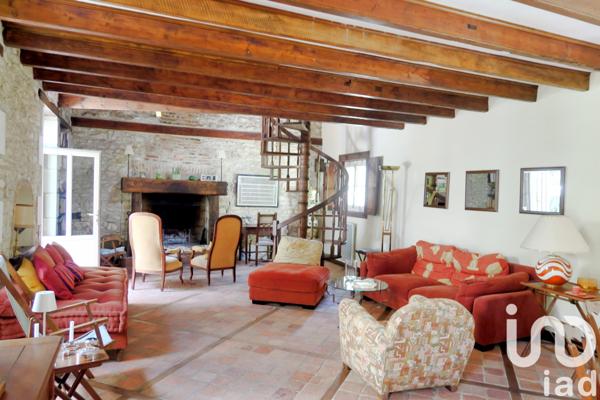 Maison à vendre 5 pièces 166 m² Civaux