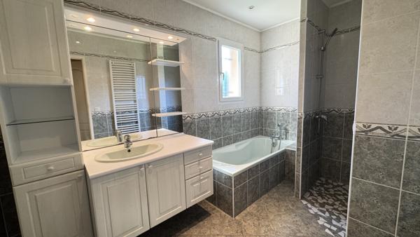 Saint-Just-Saint-Rambert (42170) Maison de 128m2 sur 1504m2 de terrain