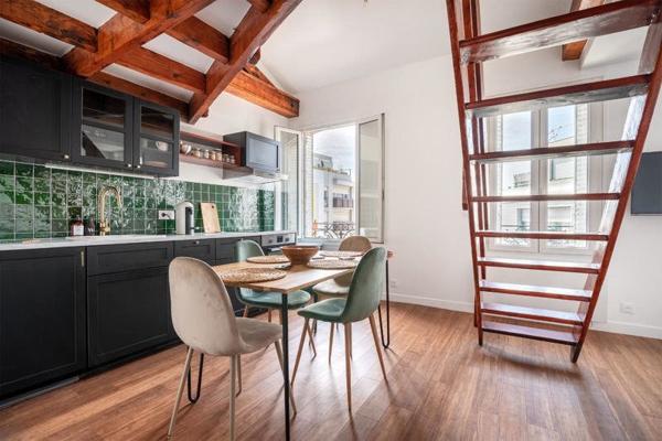 Appartement à louer 1 250 € CC Clichy 1 pièce 32 m² DPE E