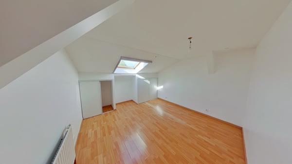 Maison spacieuse 8 pièces à louer à Mérignac, secteur Pichey