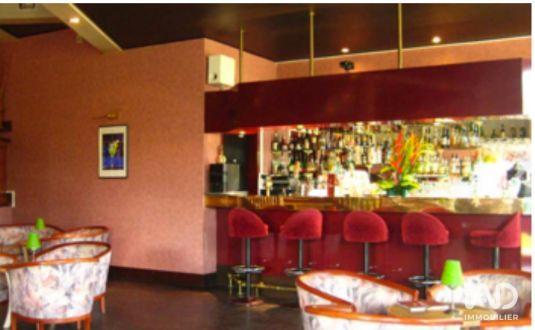 Hôtel 3* à vendre 13 000 m² Pontault-Combault