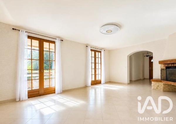 Maison à vendre 10 pièces 213 m² Les Pennes-Mirabeau