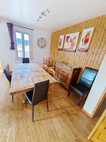 **Formiguères – Appartement duplex de caractère au cœur du village**