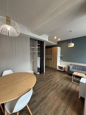 Appartement Laval 2 pièce(s) 42 m2