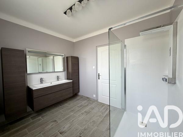 Maison à vendre 7 pièces 196 m² Couëron