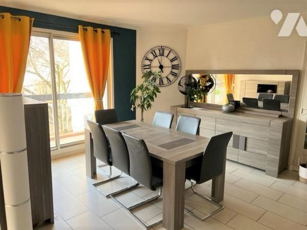 REIMS CENTRE VILLE
10 MIN à pied de la place d'ERLON
Appartement de 3 piéces d'env 73 m²sans travaux