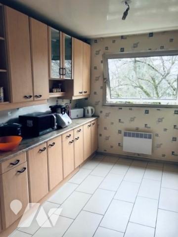 REIMS CENTRE VILLE
10 MIN à pied de la place d'ERLON
Appartement de 3 piéces d'env 73 m²sans travaux