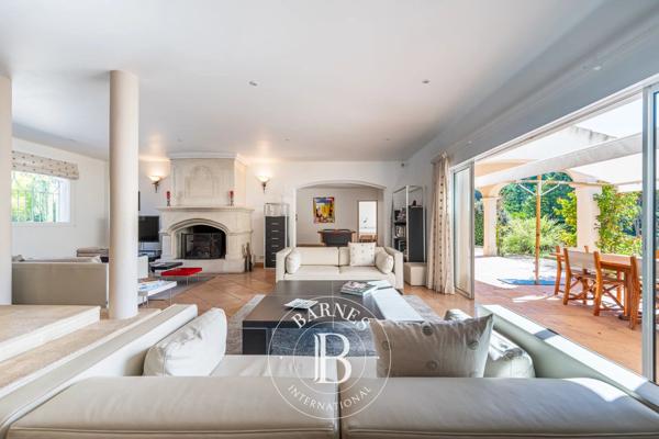 Aix-en-Provence, Maison 5 Chambres -  290 m² à vendre