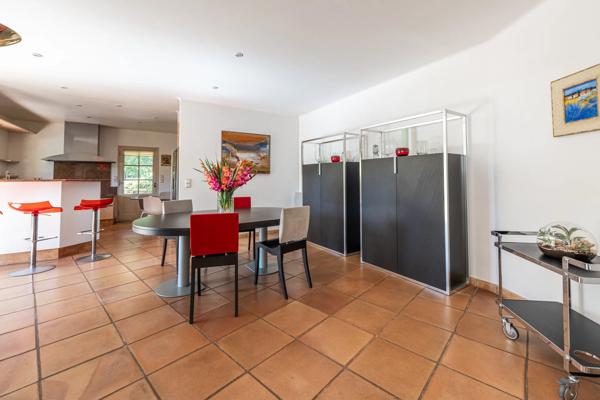 Aix-en-Provence, Maison 5 Chambres -  290 m² à vendre