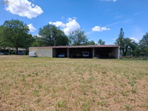 Maison à vendre à Salignac-Eyvigues en Dordogne (24590), ref : 18113/119