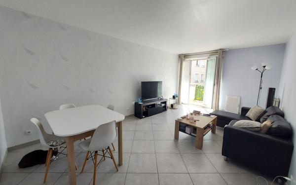Appartement à vendre    4 pièces • 84,72 m2 Neuilly-sur-Marne